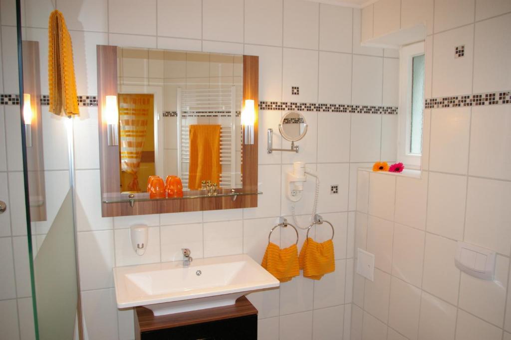 Hotel Heissinger Bad Berneck im Fichtelgebirge Buitenkant foto