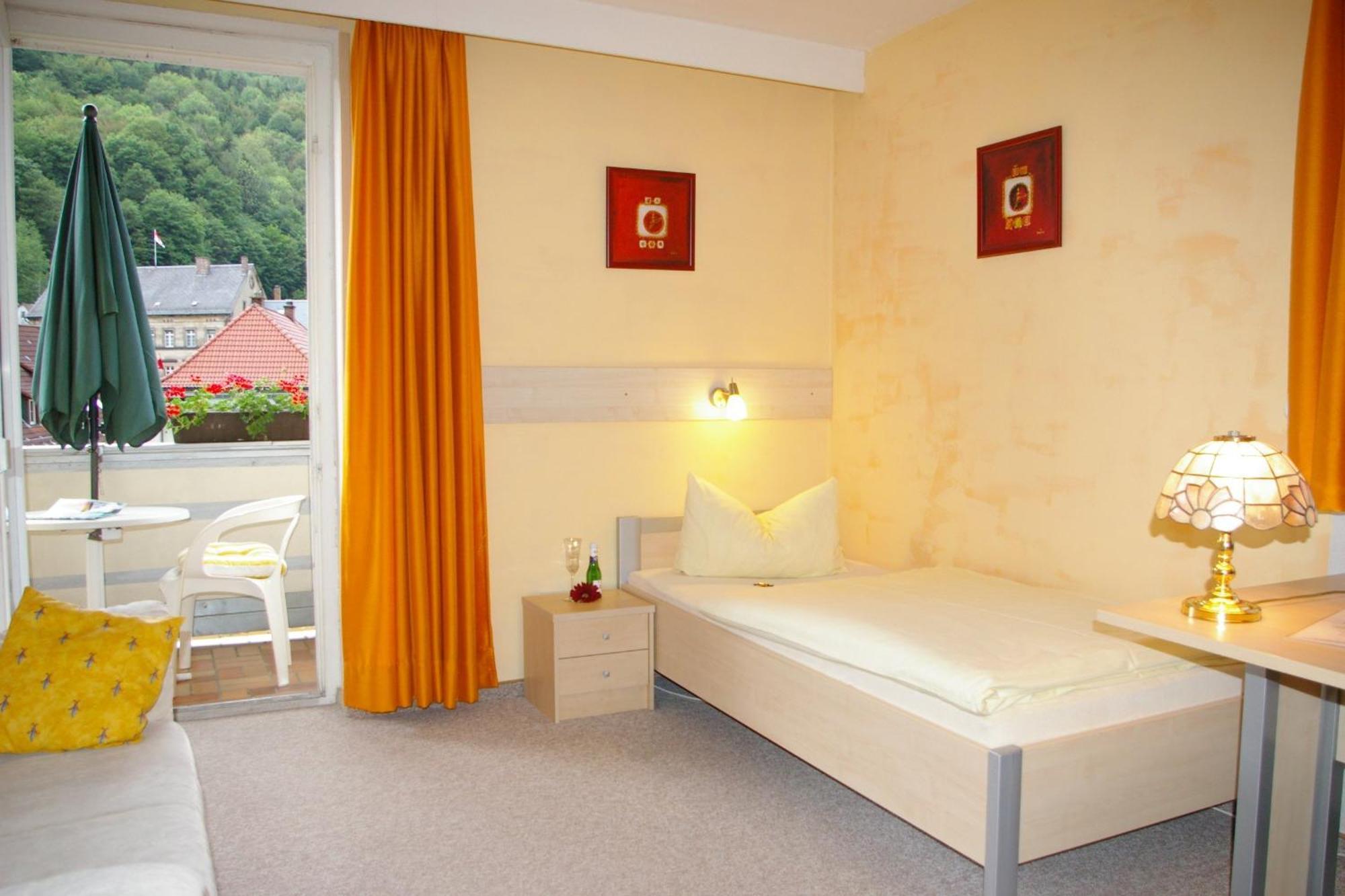 Hotel Heissinger Bad Berneck im Fichtelgebirge Buitenkant foto