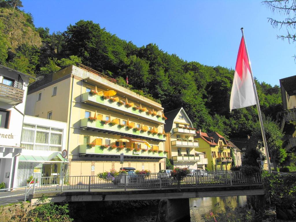 Hotel Heissinger Bad Berneck im Fichtelgebirge Buitenkant foto